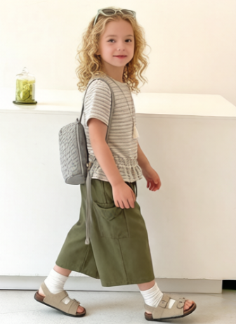 Striped short-sleeve top and cargo pants set